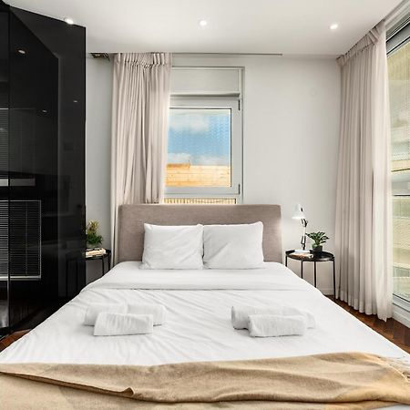 Penthouse 3Br + Roof Top + Parking - On The Beach Haifa Exteriör bild